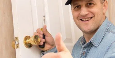 Logan Locksmith Shop Lincolnwood, IL 847-481-0296 Logan Locksmith Shop Lincolnwood, IL 847-481-0296 - locksmith-services